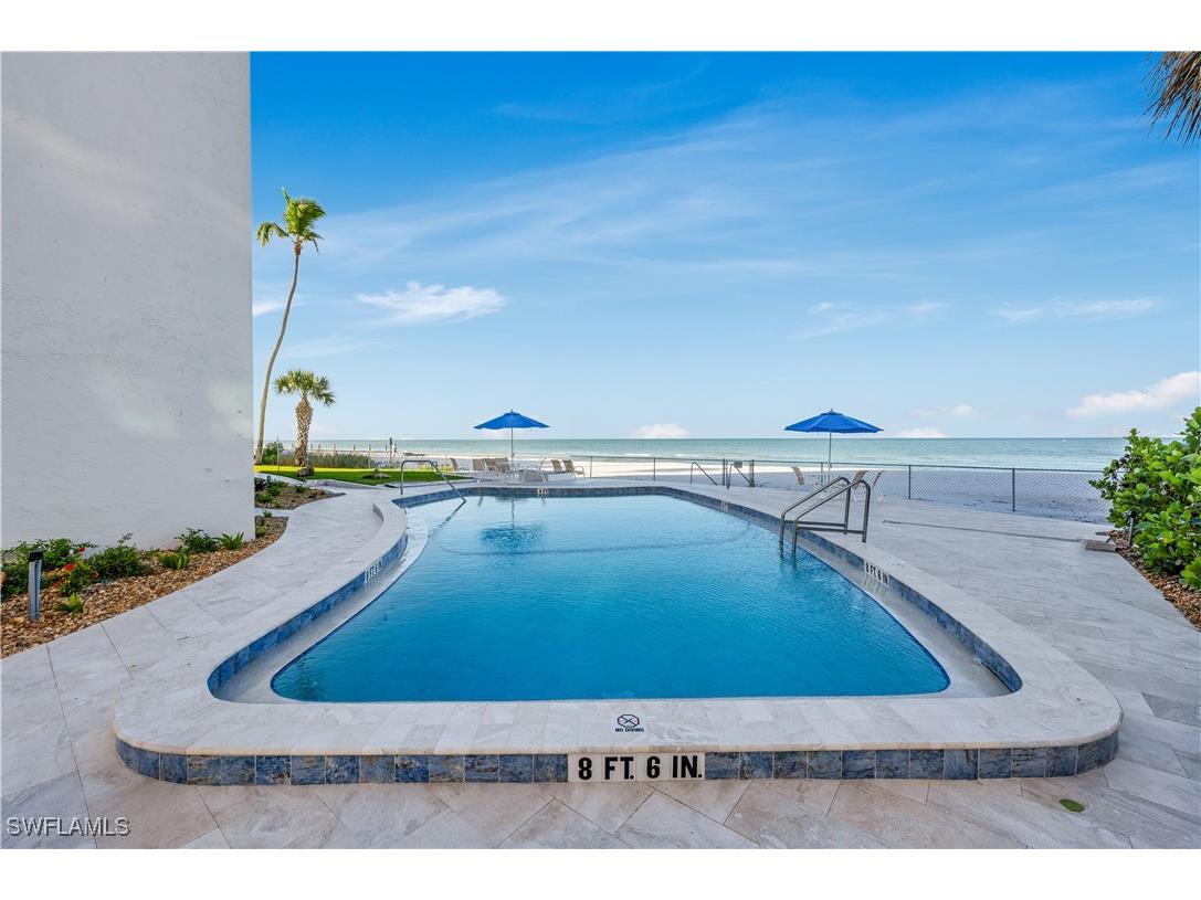 1919 Gulf Shore Boulevard N #302 Naples FL 34102 225071981 image2