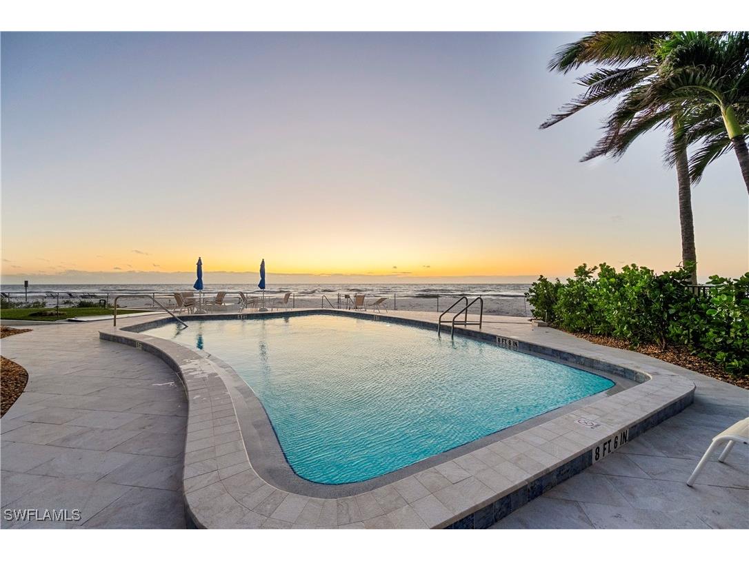 1919 Gulf Shore Boulevard N #503 Naples FL 34102 225007190 image1