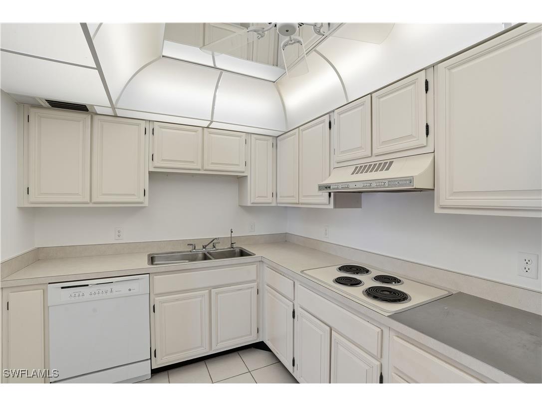 1919 Gulf Shore Boulevard N #503 Naples FL 34102 225007190 image13