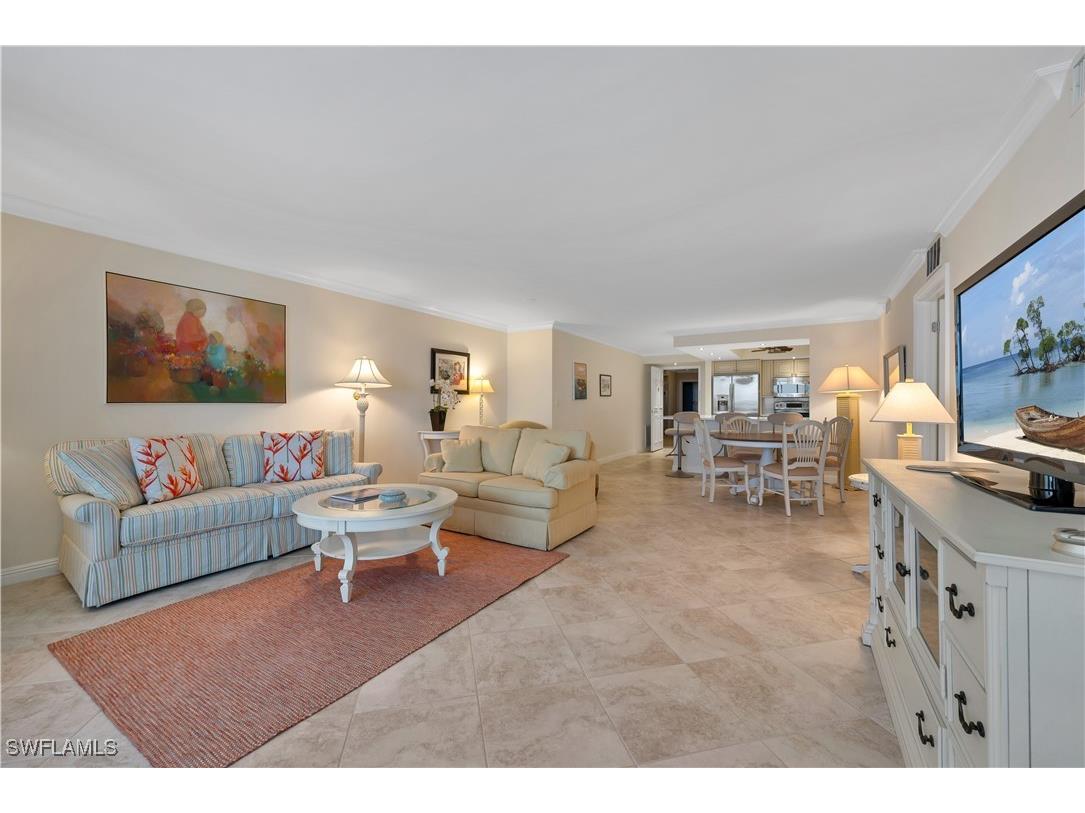 1919 Gulf Shore Boulevard N #601 Naples FL 34102 225075674 image3