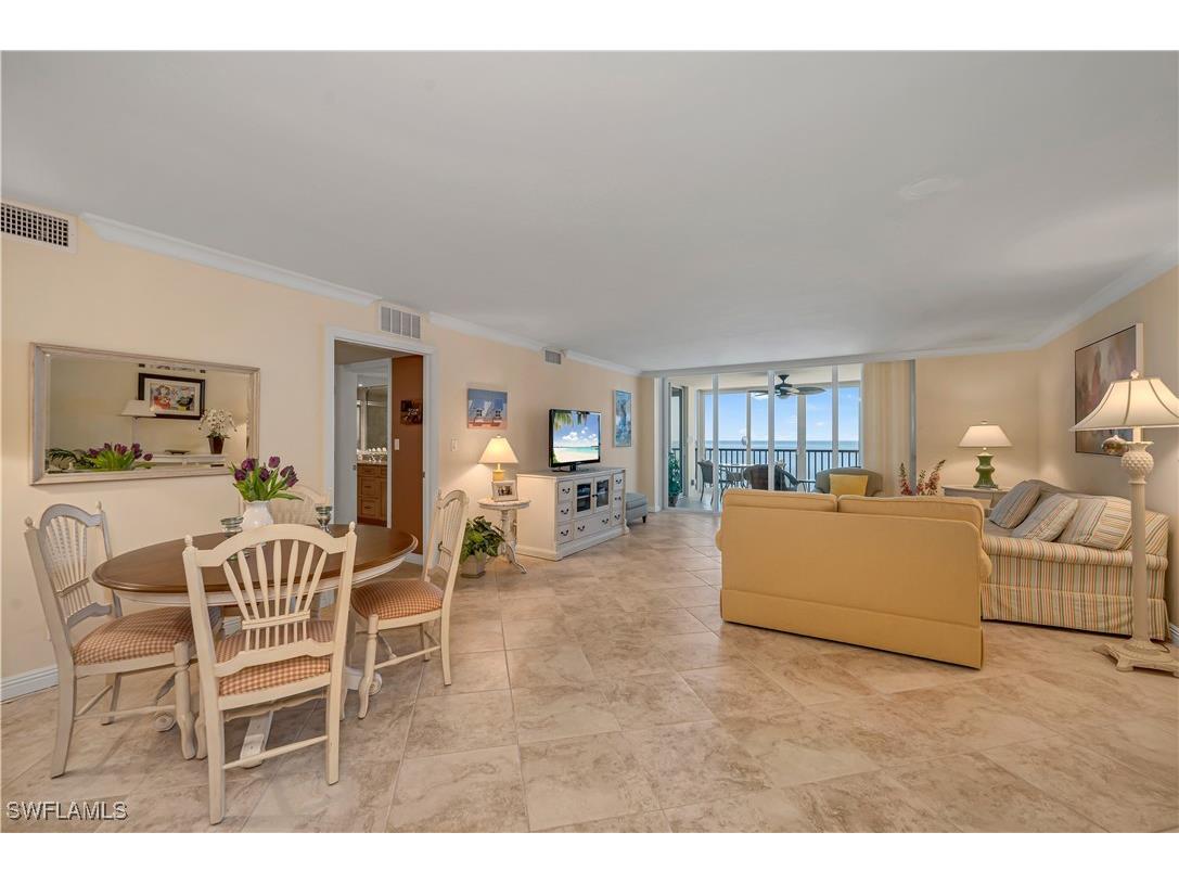 1919 Gulf Shore Boulevard N #601 Naples FL 34102 225075674 image5