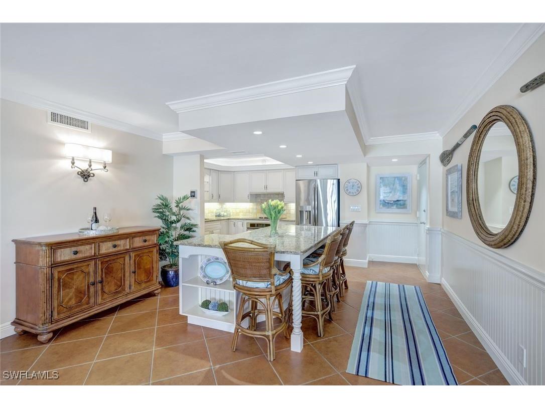 1919 Gulf Shore Boulevard N #603 Naples FL 34102 224071572 image4