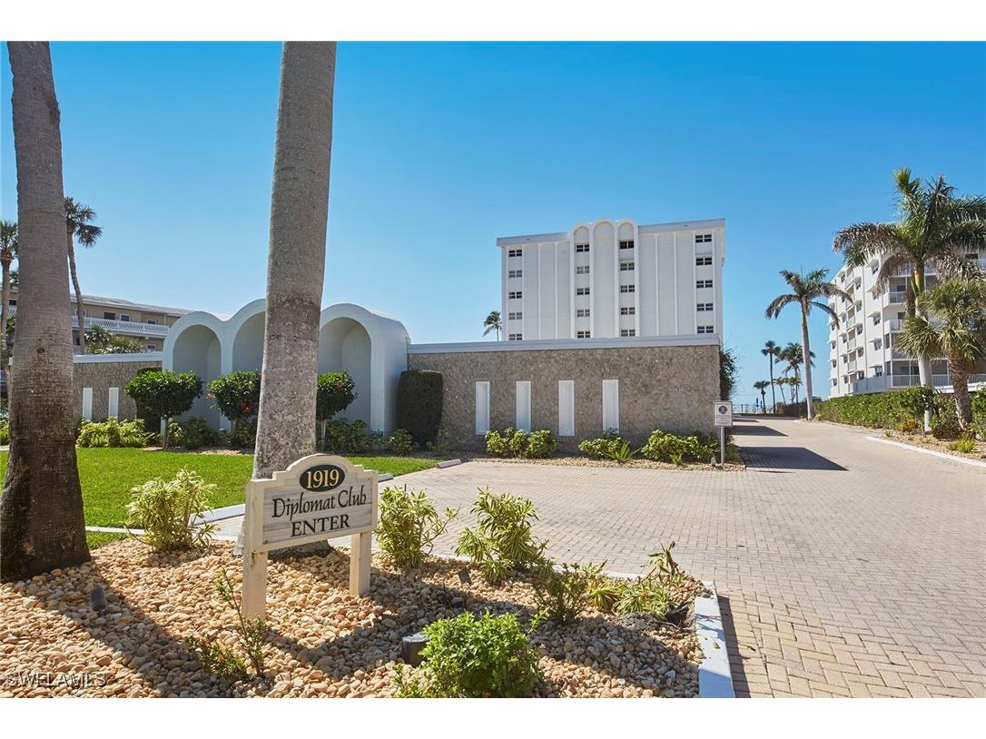 1919 Gulf Shore Boulevard N #804 Naples FL 34102 225077049 image19