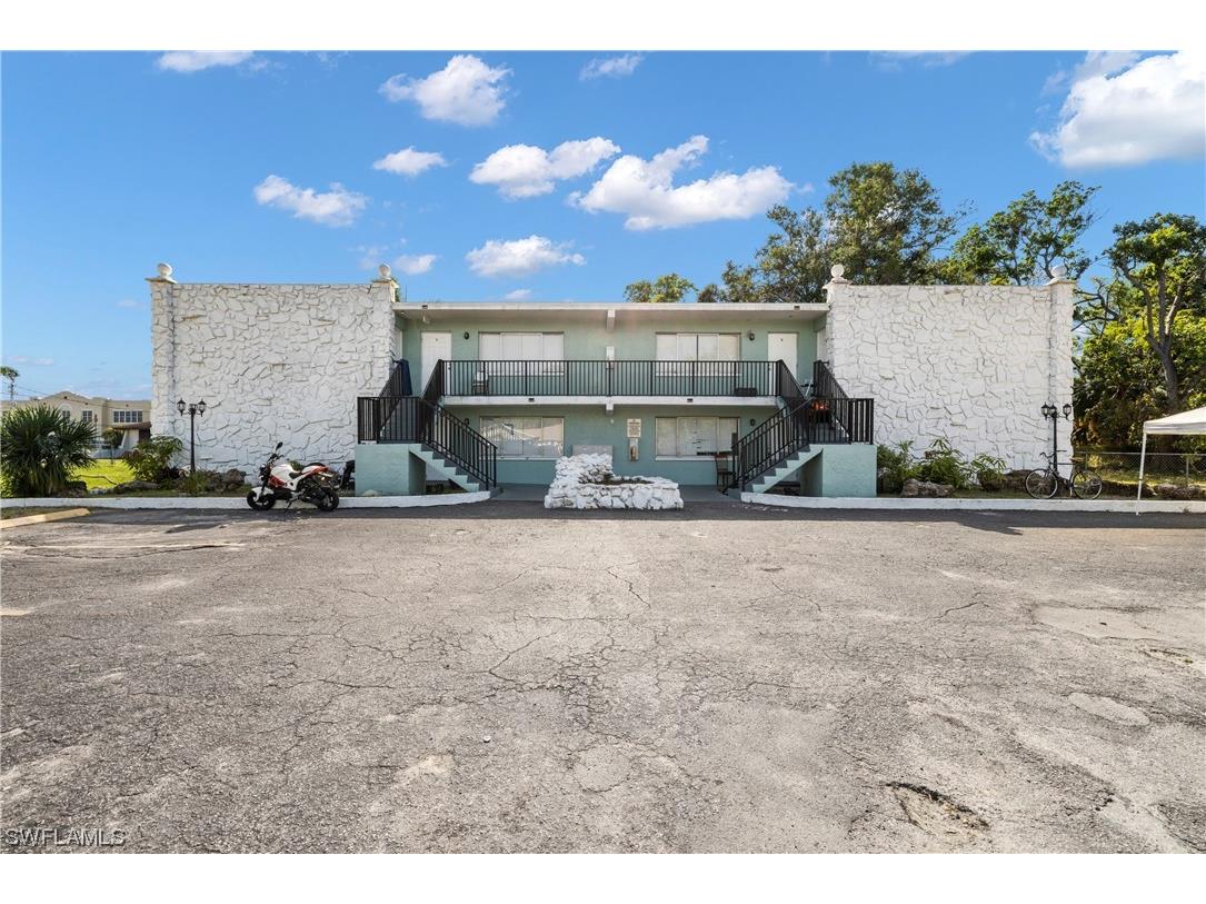 1919 Lillie Street Fort Myers FL 33916 223032599 image1