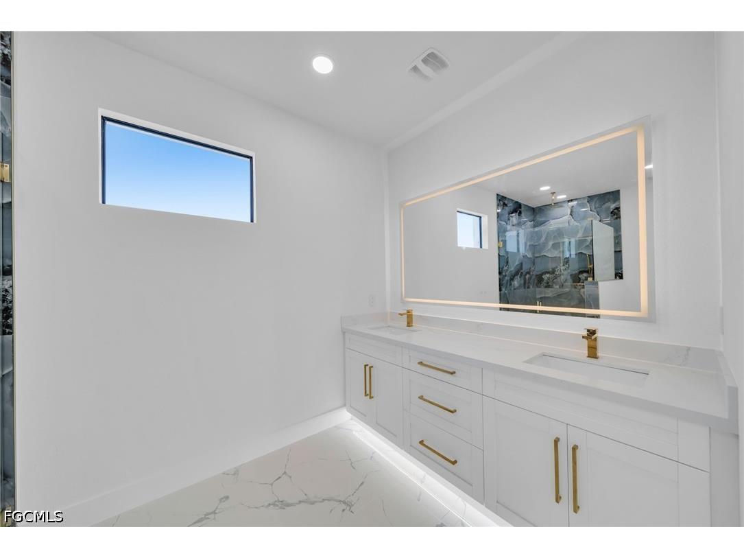 1919 NW 34th Avenue Cape Coral FL 33993 2026015829 image28