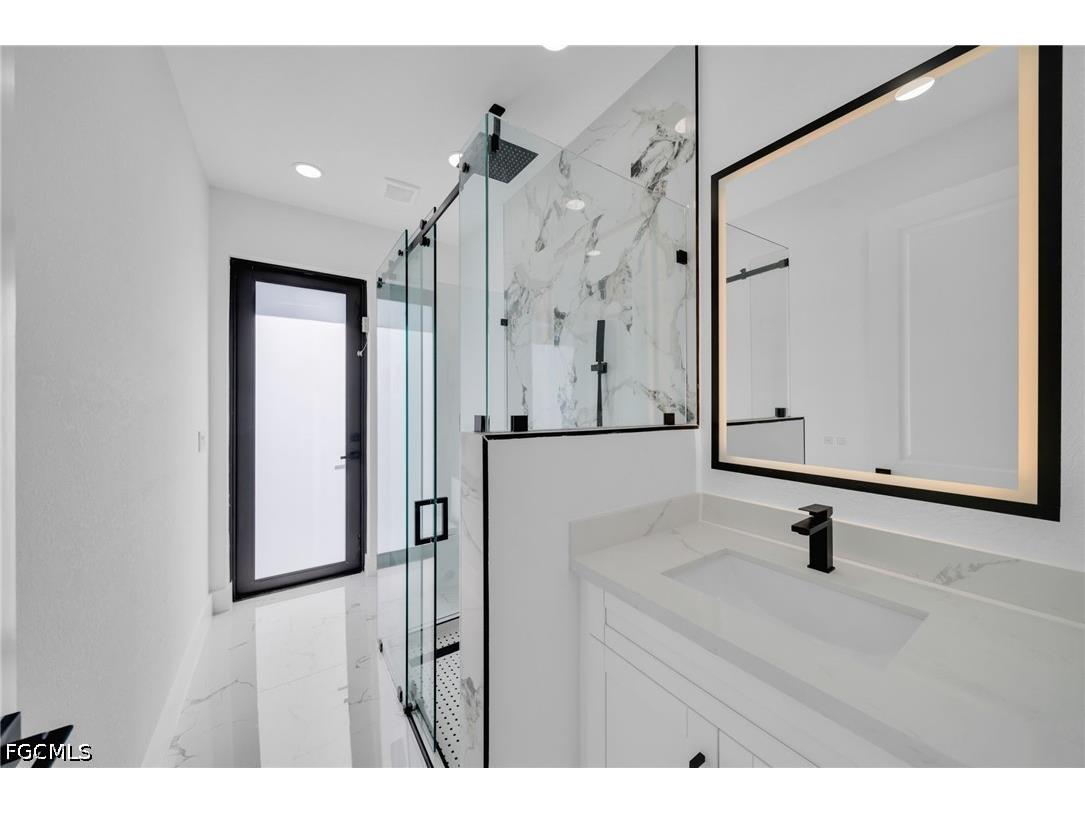 1919 NW 34th Avenue Cape Coral FL 33993 2026015829 image32