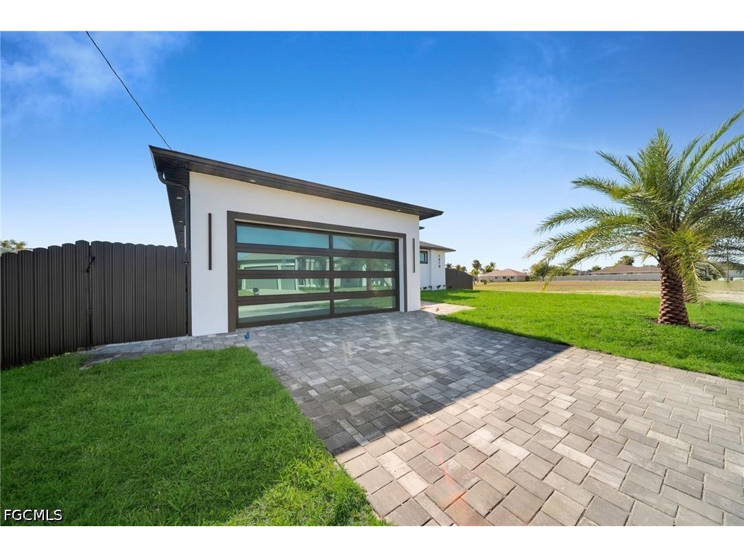 1919 NW 34th Avenue Cape Coral FL 33993 2026015829 image4