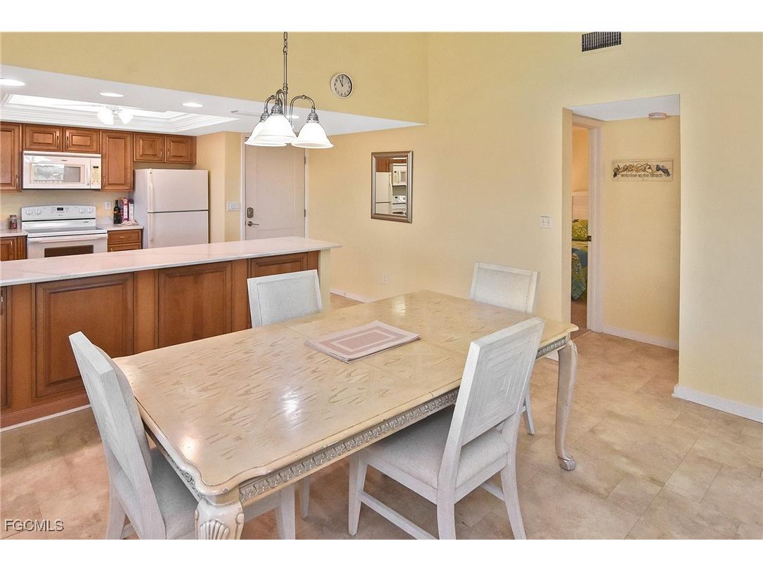 1919 Olde Middle Gulf Drive #106 Sanibel FL 33957 2025020029 image11