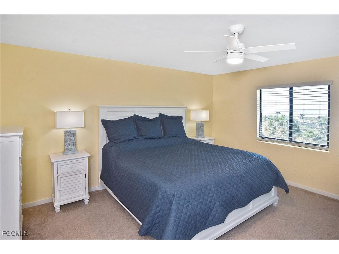 1919 Olde Middle Gulf Drive #106 Sanibel FL 33957 2025020029 image19