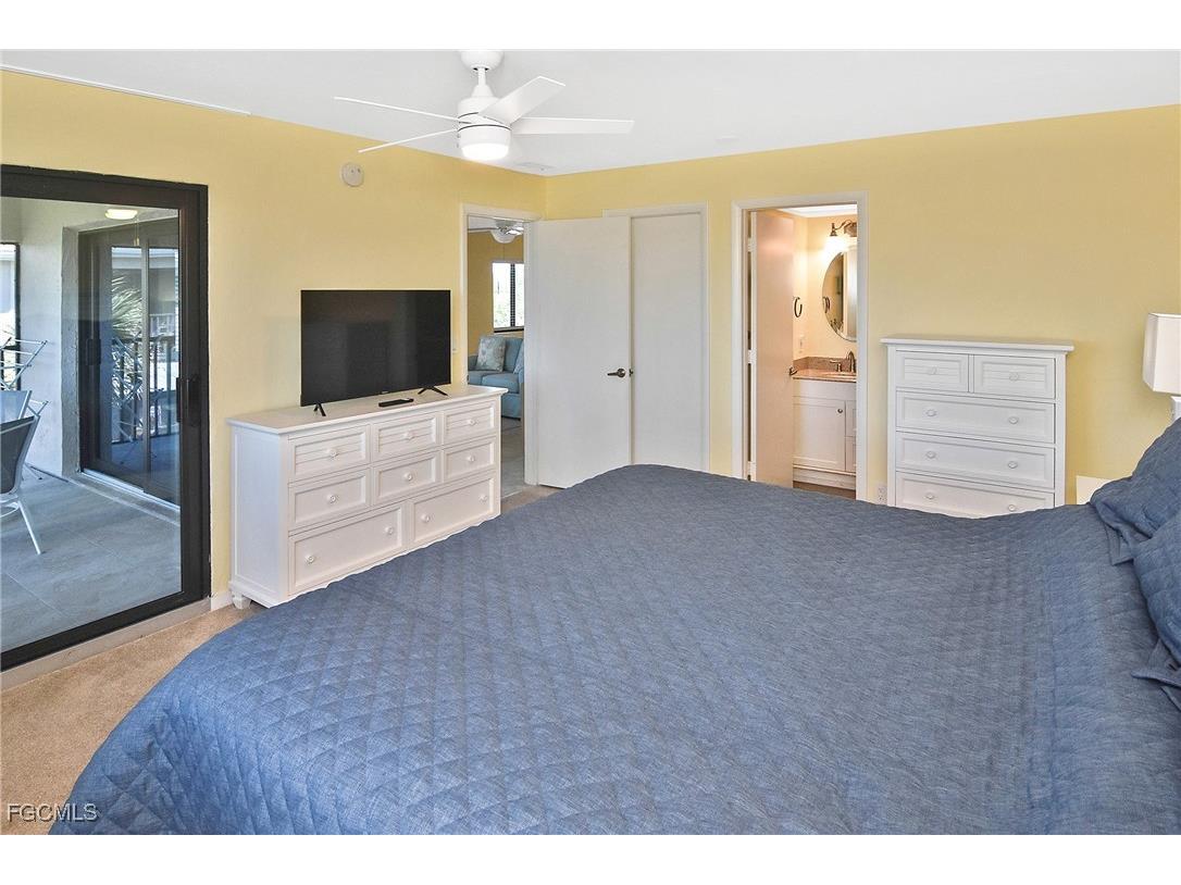 1919 Olde Middle Gulf Drive #106 Sanibel FL 33957 2025020029 image21