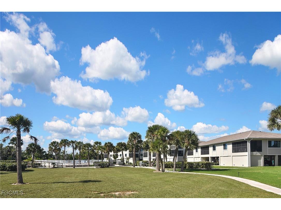 1919 Olde Middle Gulf Drive #106 Sanibel FL 33957 2025020029 image35