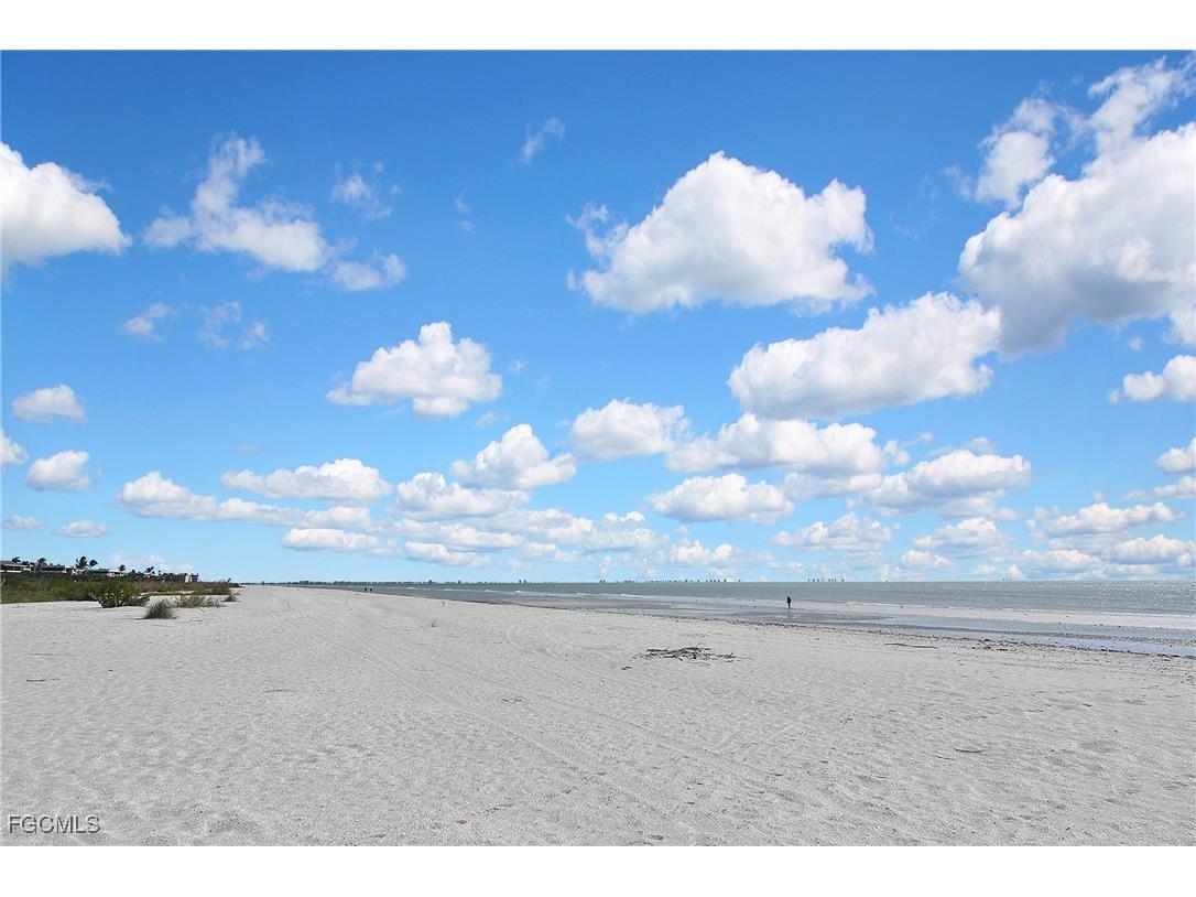 1919 Olde Middle Gulf Drive #106 Sanibel FL 33957 2025020029 image41