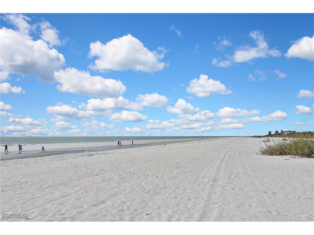 1919 Olde Middle Gulf Drive #106 Sanibel FL 33957 2025020029 image42