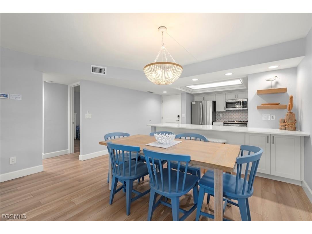 1919 Olde Middle Gulf Drive #401 Sanibel FL 33957 2026010333 image11