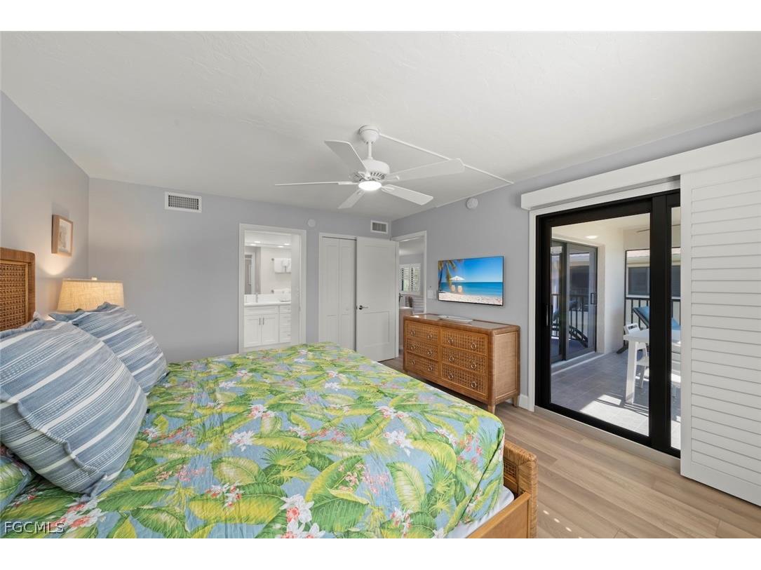 1919 Olde Middle Gulf Drive #401 Sanibel FL 33957 2026010333 image21