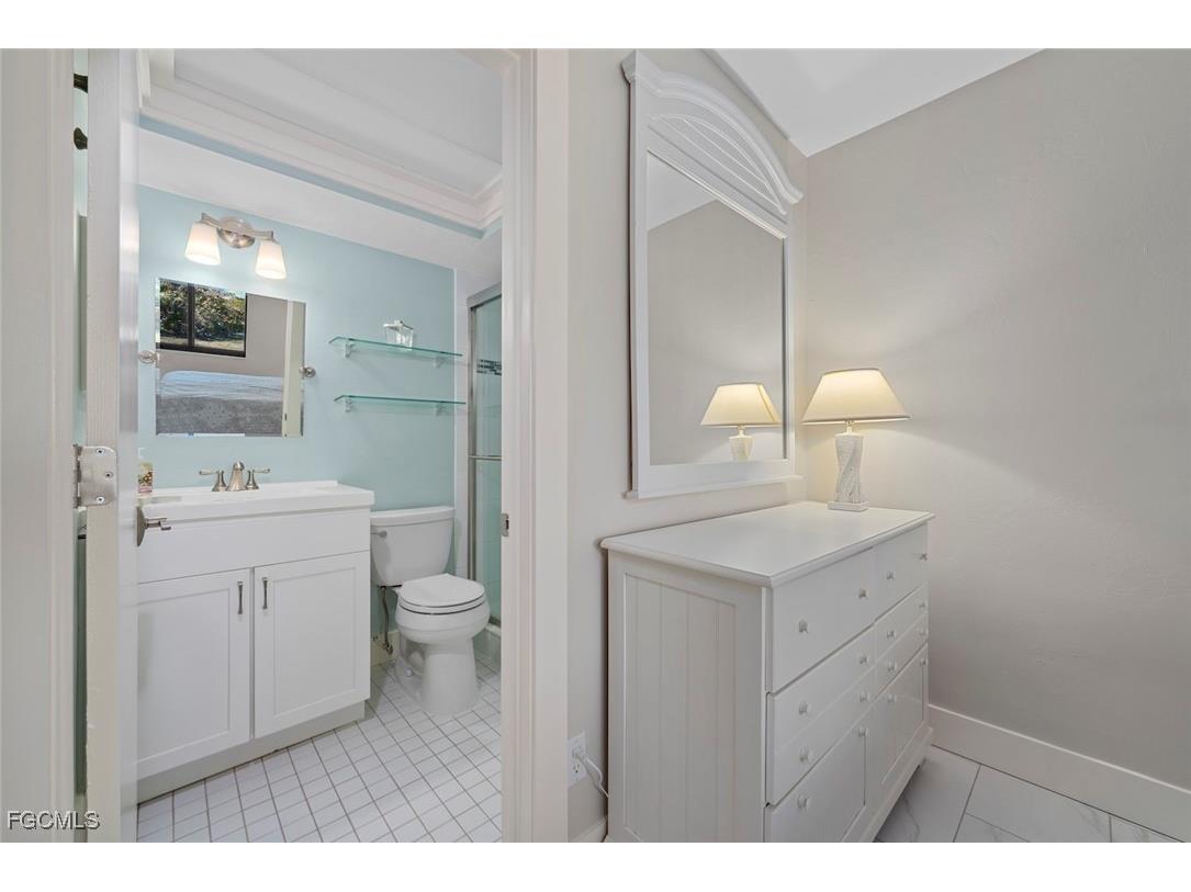 1919 Olde Middle Gulf Drive #502 Sanibel FL 33957 2025010223 image6