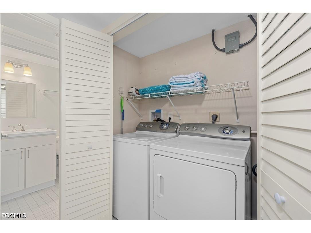 1919 Olde Middle Gulf Drive #502 Sanibel FL 33957 2026024373 image31