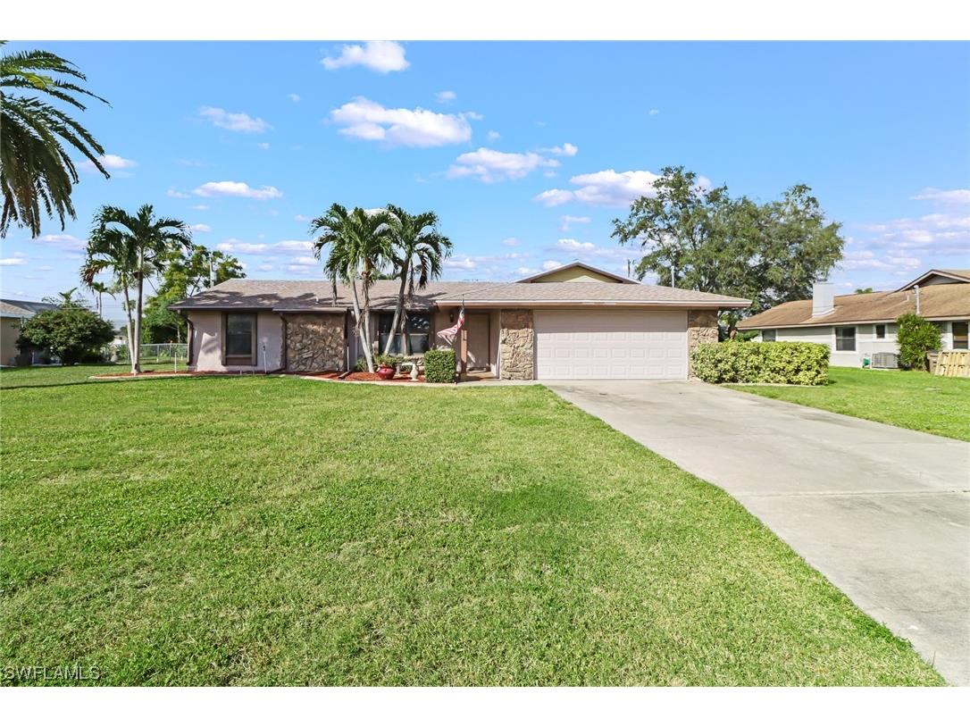 1919 SE 1st Street Cape Coral FL 33990 223080384 image1