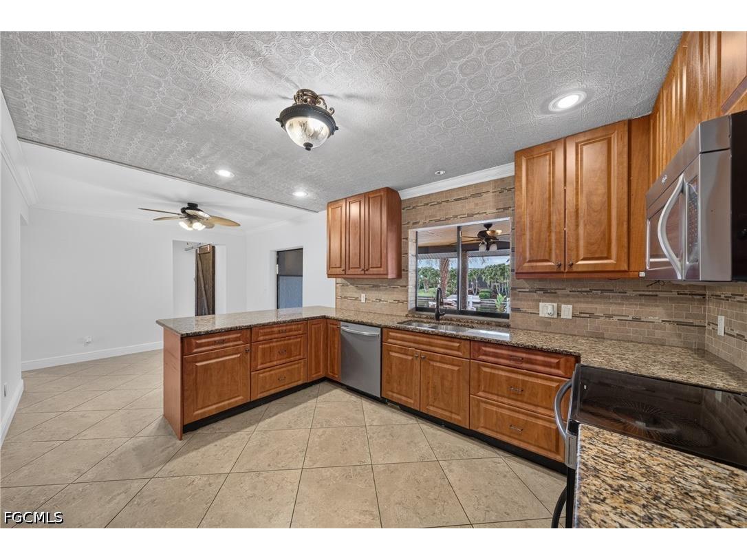 1919 SE 37th Terrace Cape Coral FL 33904 2026025726 image10