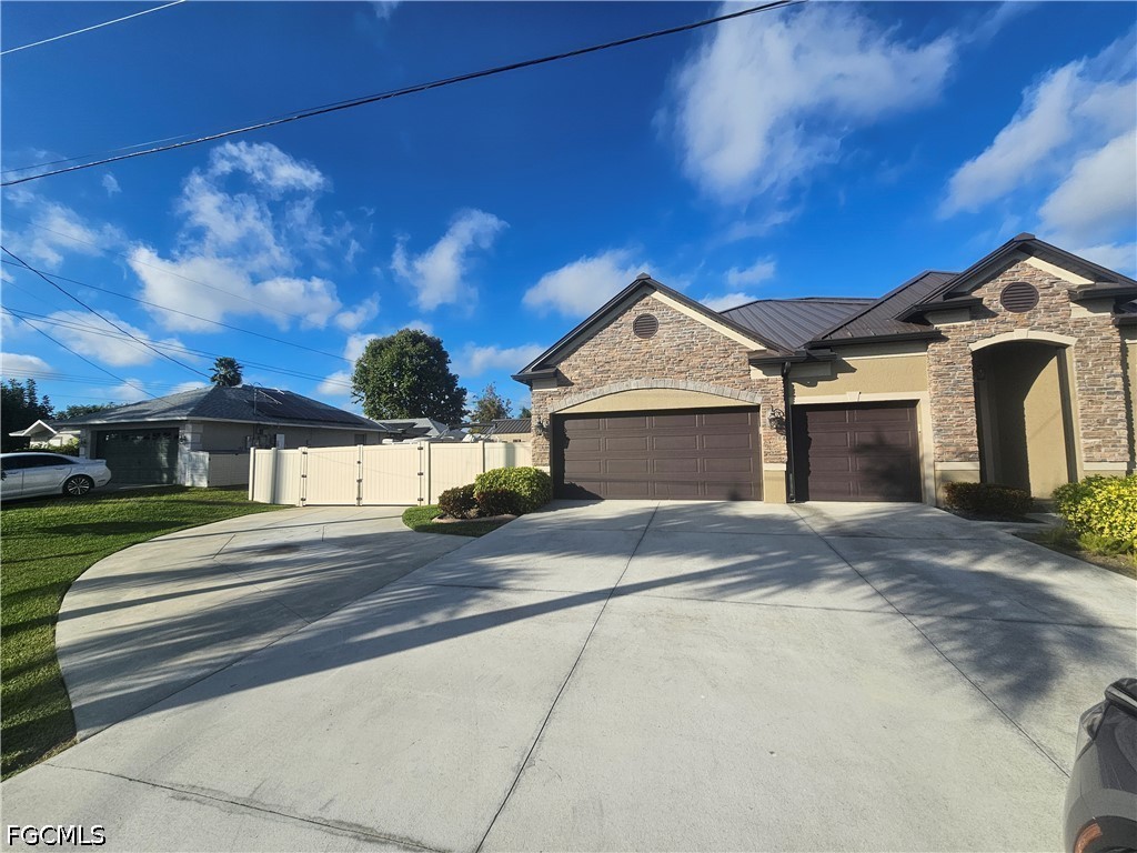 1919 SW 26th Terrace Cape Coral FL 33914 2026017072 image34