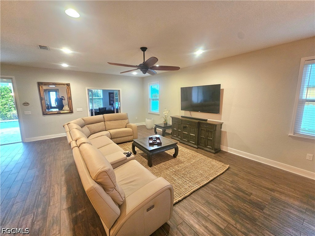 1919 SW 26th Terrace Cape Coral FL 33914 2026017072 image7