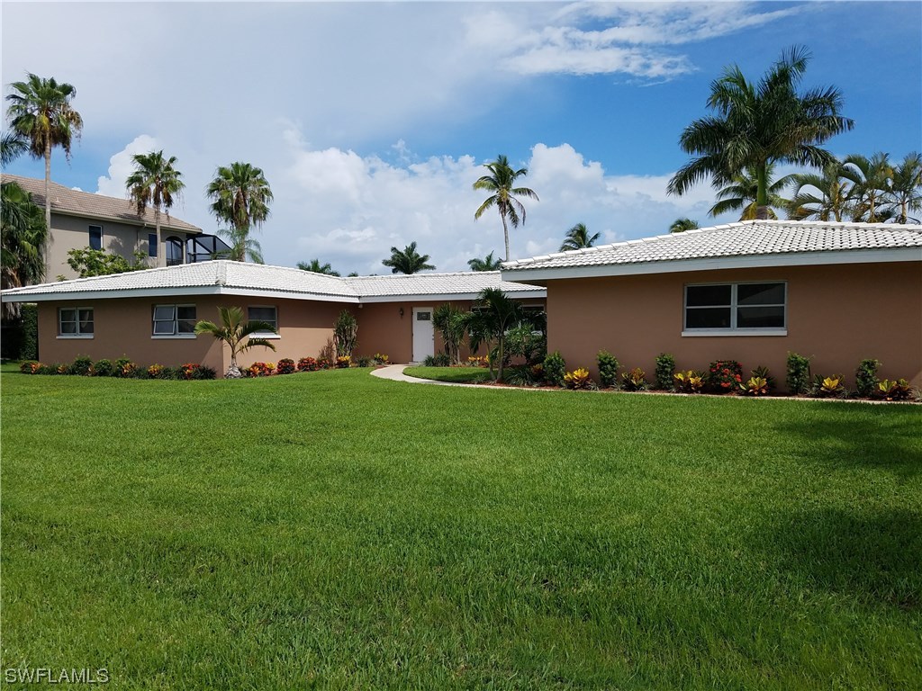 192 Channel Drive Naples FL 34108 223093018 image1