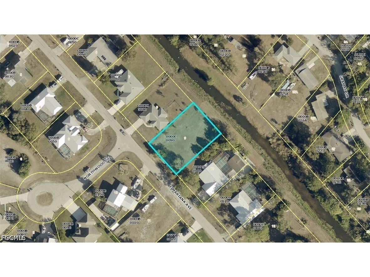 192 E Mariana Avenue North Fort Myers FL 33917 2026029284 image1