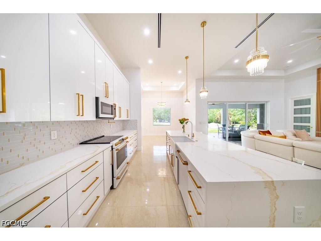 192 Herron Road North Fort Myers FL 33903 2026023871 image8