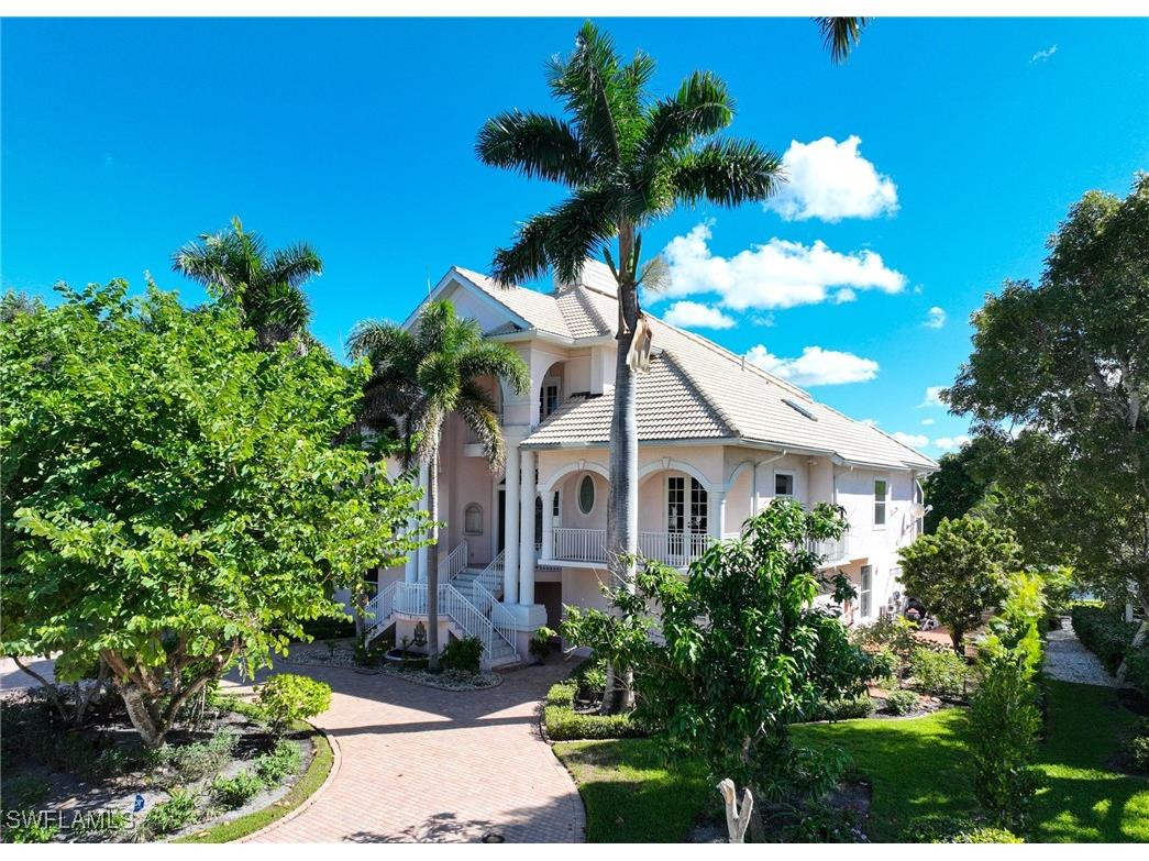 192 Topanga Drive Bonita Springs FL 34134 225073350 image1