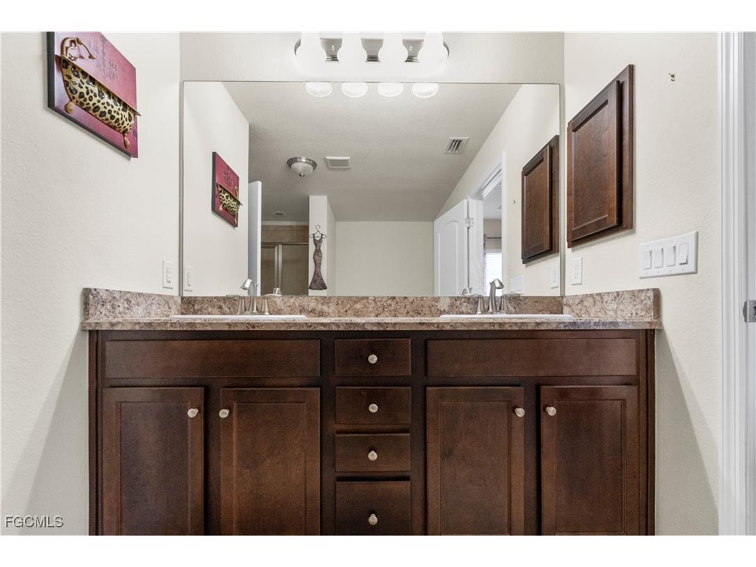192 Townsend Court Lehigh Acres FL 33972 2025025048 image35
