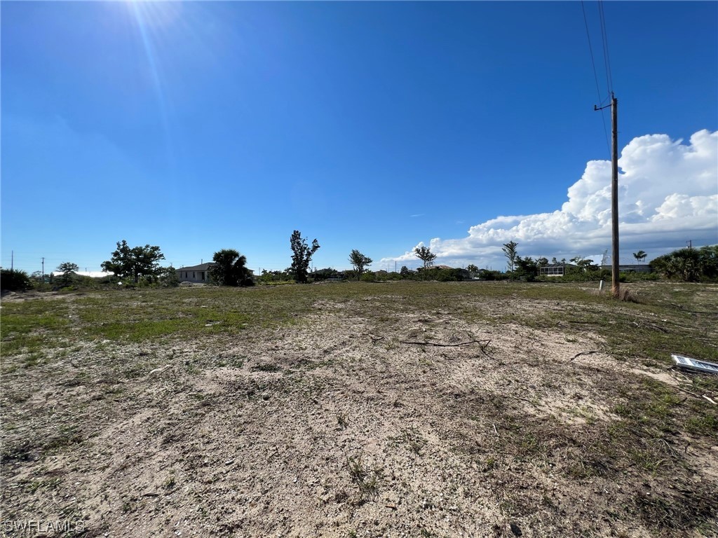 1920 NE 1st Place Cape Coral FL 33909 223039297 image1