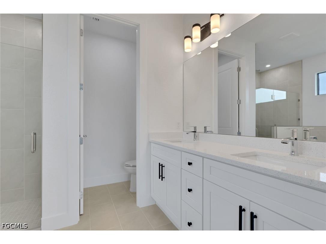 1920 NE 42nd Terrace Cape Coral FL 33909 2026024849 image10