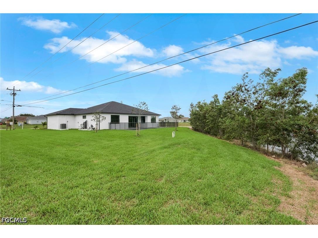 1920 NE 42nd Terrace Cape Coral FL 33909 2026024849 image22