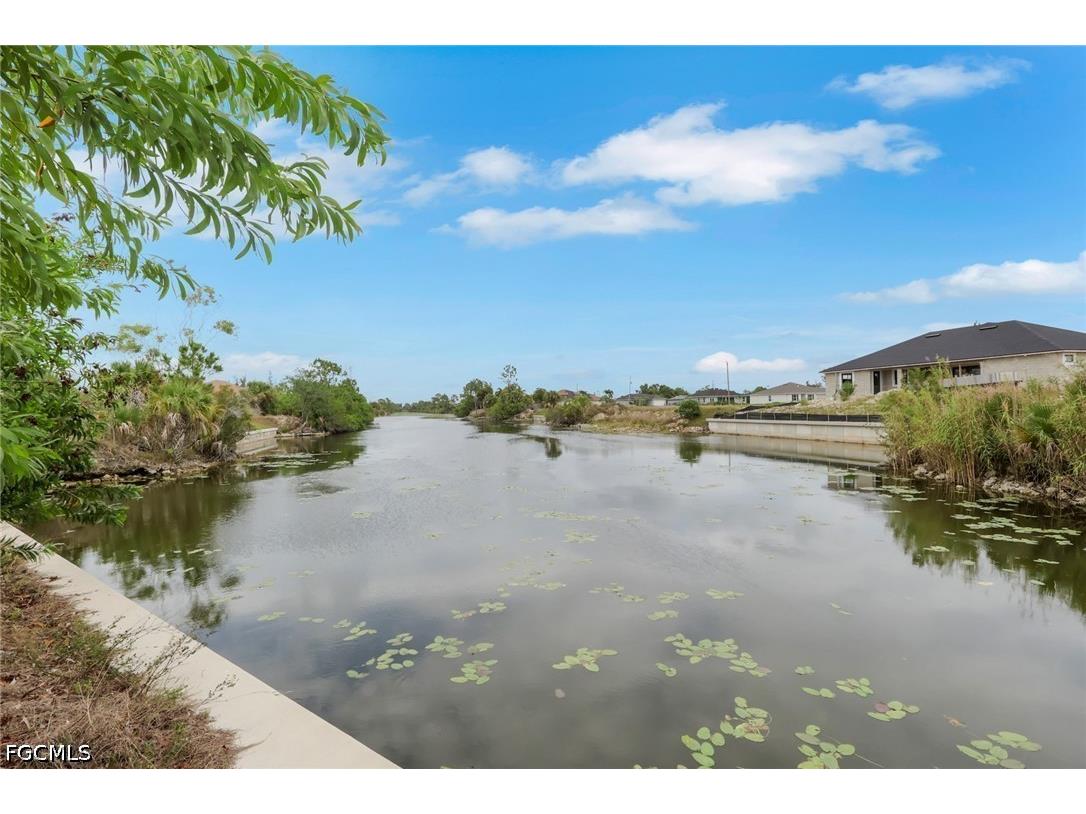 1920 NE 42nd Terrace Cape Coral FL 33909 2026024849 image23