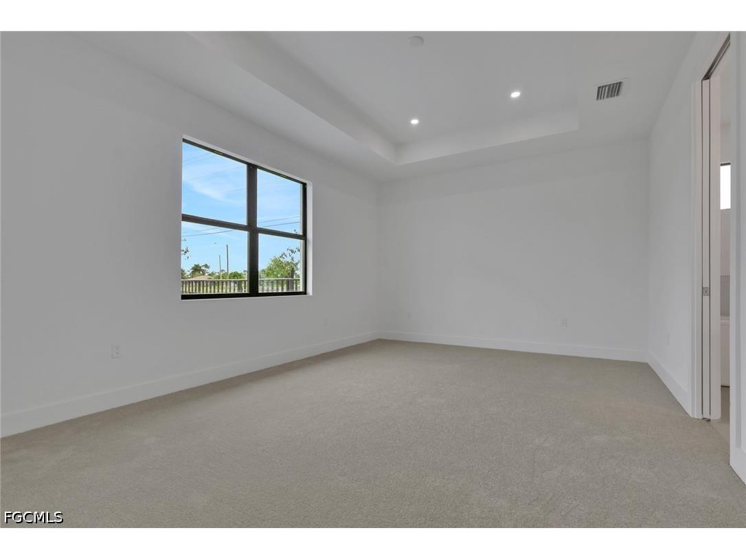 1920 NE 42nd Terrace Cape Coral FL 33909 2026024849 image8