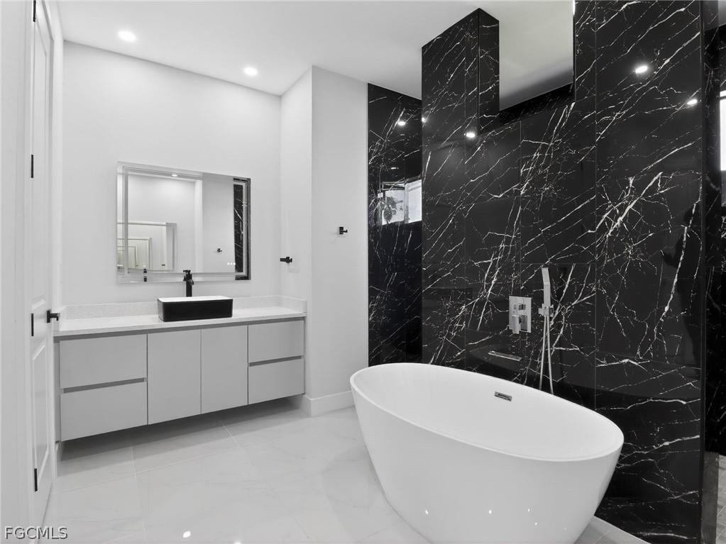 1920 SW 2nd Terrace Cape Coral FL 33991 2026012557 image9