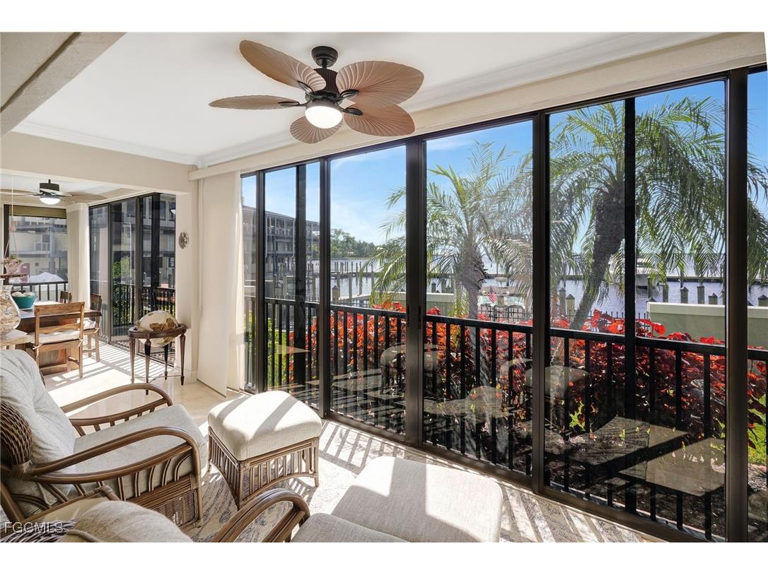 1920 Virginia Avenue #101 Fort Myers FL 33901 2025014893 image1