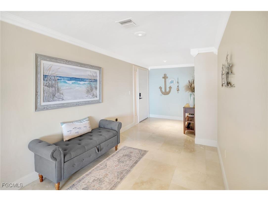 1920 Virginia Avenue #101 Fort Myers FL 33901 2025014893 image6