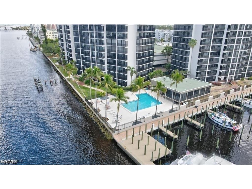 1920 Virginia Avenue #1402 Fort Myers FL 33901 2026026833 image6