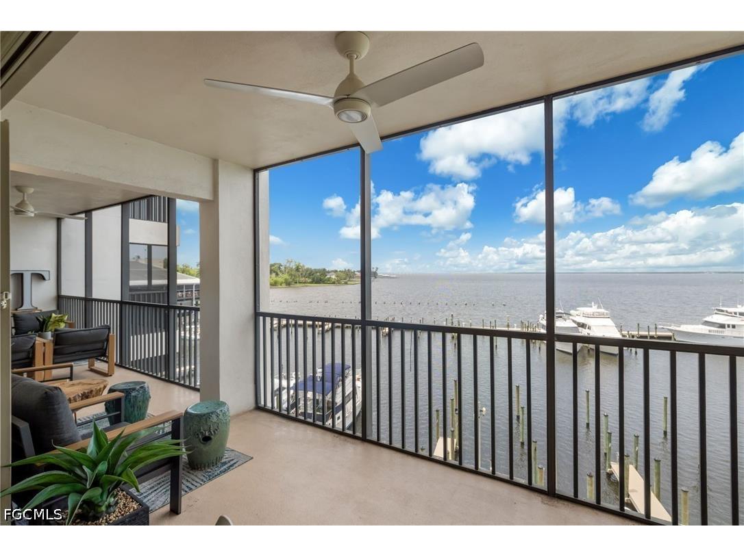 1920 Virginia Avenue #403 Fort Myers FL 33901 2026024569 image1