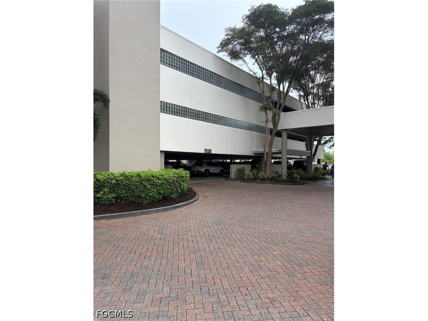 1920 Virginia Avenue SW #1402 Fort Myers FL 33901 2026014996 image4