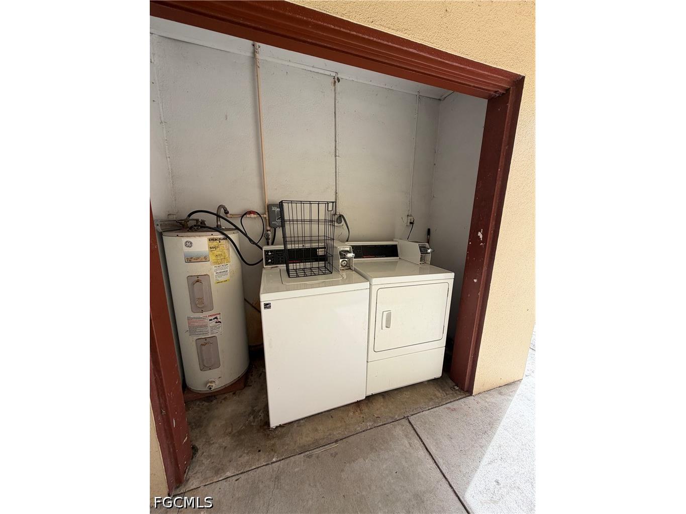 1920 W Lakeview Boulevard #4 North Fort Myers FL 33903 2026016578 image16