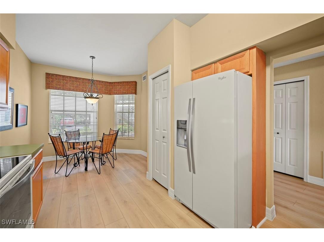 1920 Willow Bend Circle #1-103 Naples FL 34109 225063594 image3