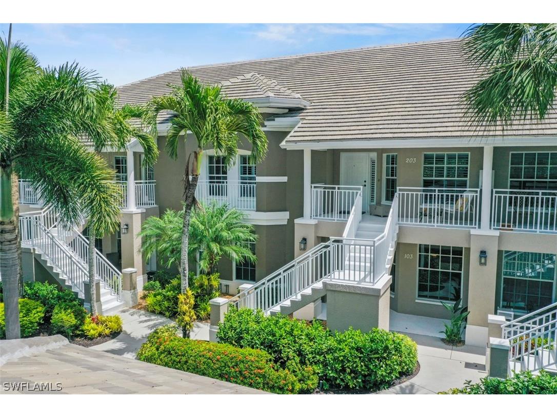 1920 Willow Bend Circle #1-103 Naples FL 34109 226006297 image1