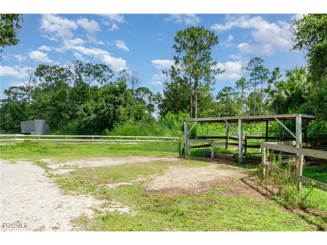 19201 Matt Road North Fort Myers FL 33917 2025006101 image19