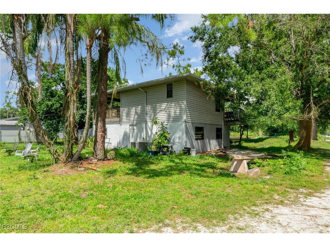 19201 Matt Road North Fort Myers FL 33917 2025006101 image21