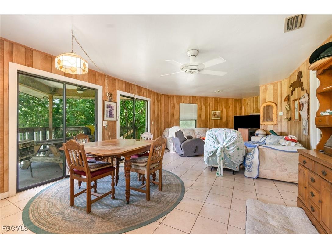 19201 Matt Road North Fort Myers FL 33917 2025006101 image7