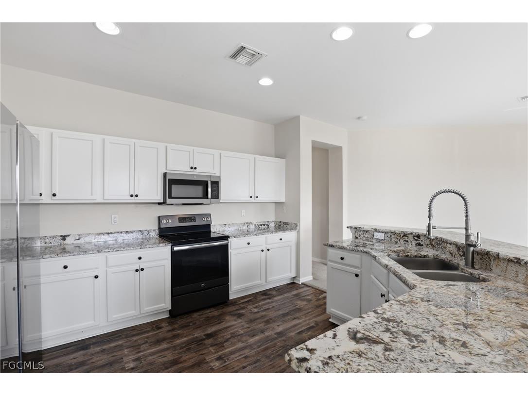 1921 NW 20th Street Cape Coral FL 33993 2026009341 image14