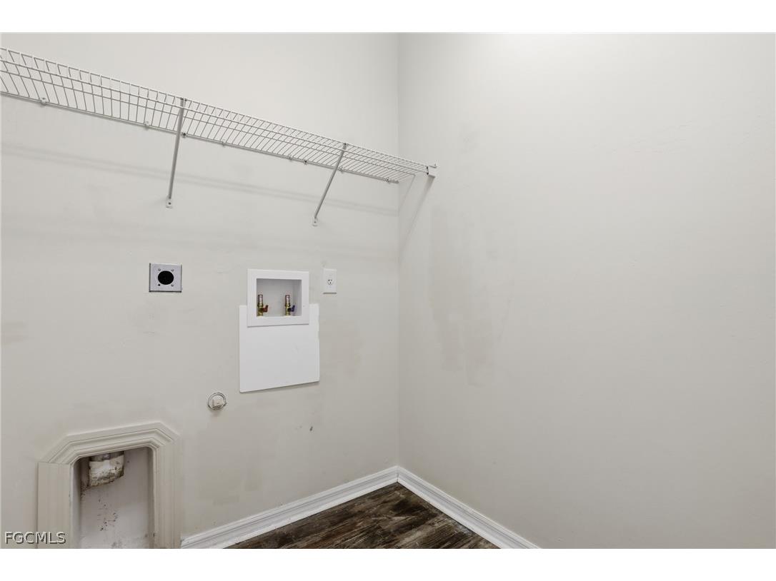1921 NW 20th Street Cape Coral FL 33993 2026009341 image33