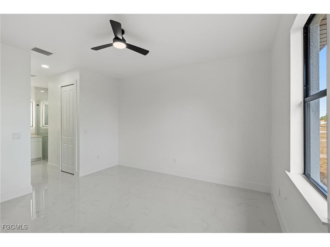 1921 NW 30th Street Cape Coral FL 33993 2025004915 image12